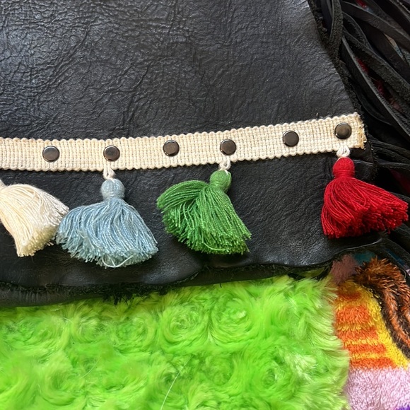 Leather fringe purse - Picture 5 of 9